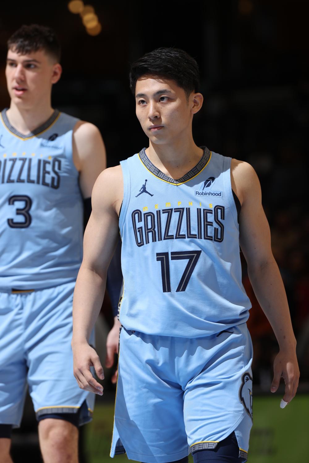 尤其在面对 尤其在面对