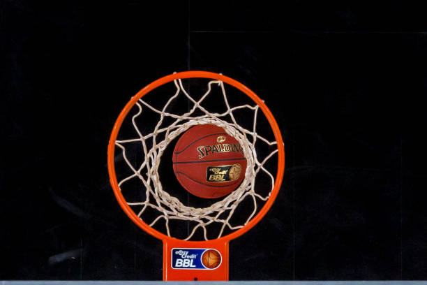 阿隆索及整 阿隆索及整